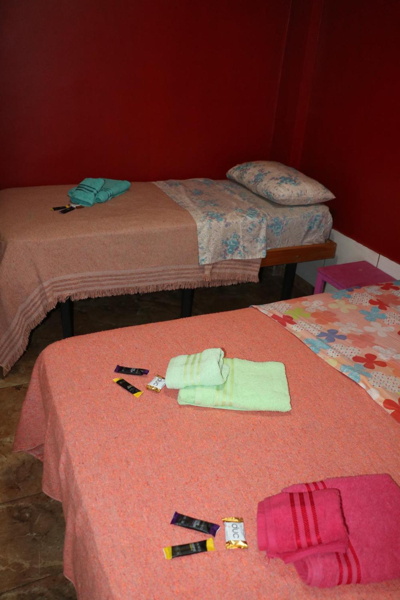 Hotel Caminito Iguazu Tango ปูแอร์โตอีกวาซู ภายนอก รูปภาพ
